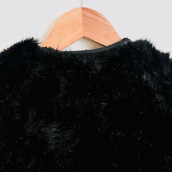 Zara Trf Outerwear Fuzzy Faux Fur Collarless Zip Front Coat in Black Size S EUC - Picture 15 of 16